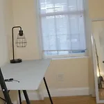 The Heights Haven, Spacious 6 Bedrooms Townhouse With Patio