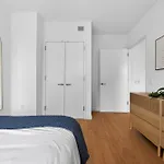Apartment Greenpoint 1br W Work Setup By Anyplace - 11740 New York