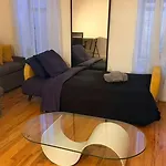 Apartment Harlem Cozy Elegance And Culture New York