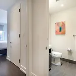Apartment Luxury With Gym & Pool *