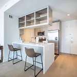 Apartment Spacious Luxury With Wash And Dryer *