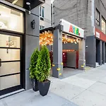 Blueground Garment District Washer Nr Times Square Nyc-2110 * New York