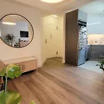 Spacious Luxury 1Br With Empire State Building Views