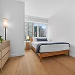 Greenpoint 1br W Work Setup By Anyplace - 11740 New York