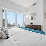 Greenpoint 1br W Work Setup By Anyplace - 11741