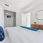 Greenpoint 1 Bedroom W Work Setup By Anyplace - 11735 Apartment New York