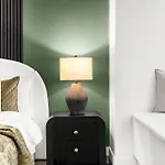 Premium Lux-penthouse In Financial District * New York