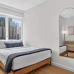 Apartment Greenpoint 1br W Work Setup By Anyplace - 11740 *
