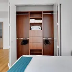Fidi 1 Bedroom W Work Setupby Anyplace - 11688 Apartment