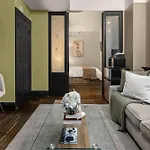Centrally Located In Nyc Walk To Time Square Apartment