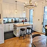 Luxury Duplex In 1880S Brownstone W Private Garden