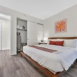 Apartment Fidi 1 Bedroom W Work Setup By Anyplace - 11729 New York