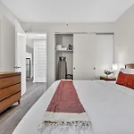Apartment Fidi 1 Bedroom W Work Setup By Anyplace - 11729 New York