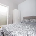 Spacious 4 Bedroom For Family And Group New York