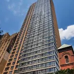 43-20a Newly Furnished 1br- Full Service Doorman Laundry Gym Business Center *