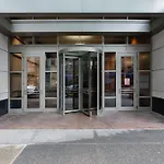 43-20a Newly Furnished 1br- Full Service Doorman Laundry Gym Business Center Apartment New York
