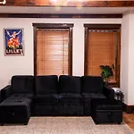 The Lexington Apartment *