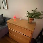 Prime Location 2 Bedrooms Upper East Side Apartment *
