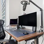 Greenpoint 1 Bedroom W Work Setup By Anyplace - 11735 * New York