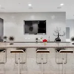 Chelsea 1 Bedroom W Work Setup By Anyplace - 11436 New York