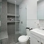 Cityscape 2 Bedroom Unit Prime Location * New York