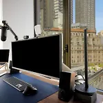 Fidi 1 Bedroom W Work Setupby Anyplace - 11688