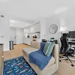 Greenpoint 1br W Work Setup By Anyplace - 11740 Apartment