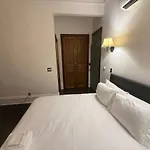 The Lexington Apartment *