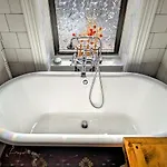 Luxury Duplex In 1880S Brownstone W Private Garden