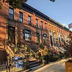 Apartment Luxury Duplex In 1880s Brownstone W Private Garden New York
