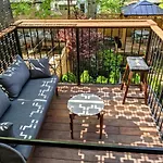 Luxury Duplex In 1880s Brownstone W Private Garden Apartment *