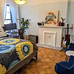 Apartment Luxury Duplex In 1880s Brownstone W Private Garden