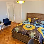 Luxury Duplex In 1880s Brownstone W Private Garden Apartment *