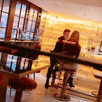 Life Hotel