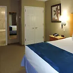 Marco Laguardia Hotel & Suites