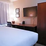 Hotel Mint Jfk Airport