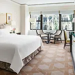 Lotte New York Palace