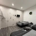 Apartment 31 Street Broadway