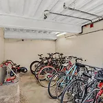 Stylish 2-Bedroom Near Central Park - Laundry - Elevator