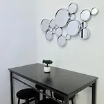Apartment Midtown Manor
