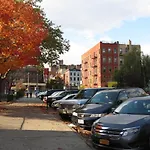 2Br Apt Near Mount Sinai & Metropolitan Hospitals