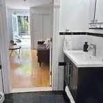 Brooklyn - Bed-stuy - Spacious Private 2br 3*