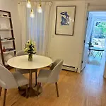 Brooklyn - Bed-stuy - Spacious Private 2br Guest house 3*