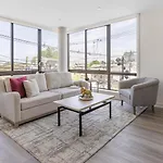 Landing Beautiful 2Bd Rooftop Lounge Courtyard