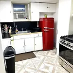 Completely Private 2 Bedroom Apt With Backyard In Lic !!!