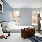 Hotel Oyo Times Square 4*