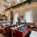 Hyatt Union Square 4*