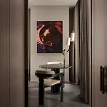 Four Seasons Downtown 5*