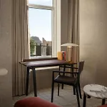 Four Seasons Downtown 5*