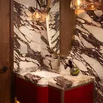 Four Seasons Downtown